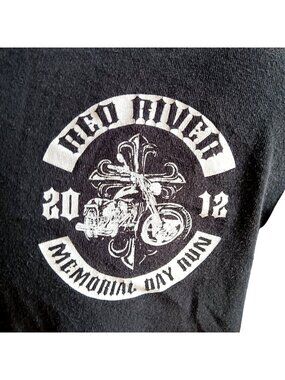 Biker T-Shirt XL Red River 2012 Memorial Day Run Delta Pro Weight Black Faded